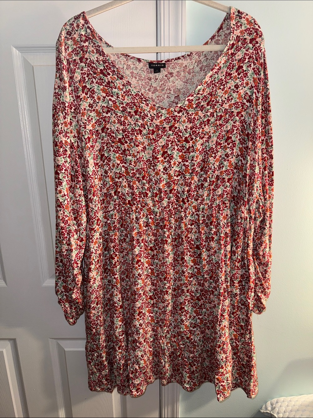 torrid Red and Cream Floral Long Sleeve Tunic Dress